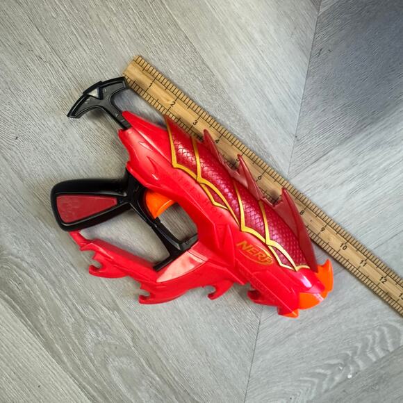 Nerf DragonPower Fireshot Dart Blaster Gun Red 2020 Hasbro Dungeons & Dragons - Picture 10 of 10